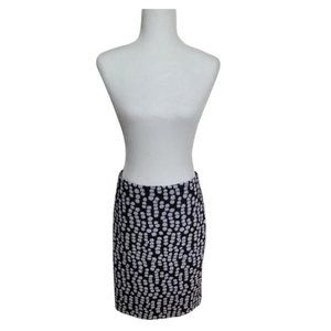 Black and White Spotted Pencil Skirt